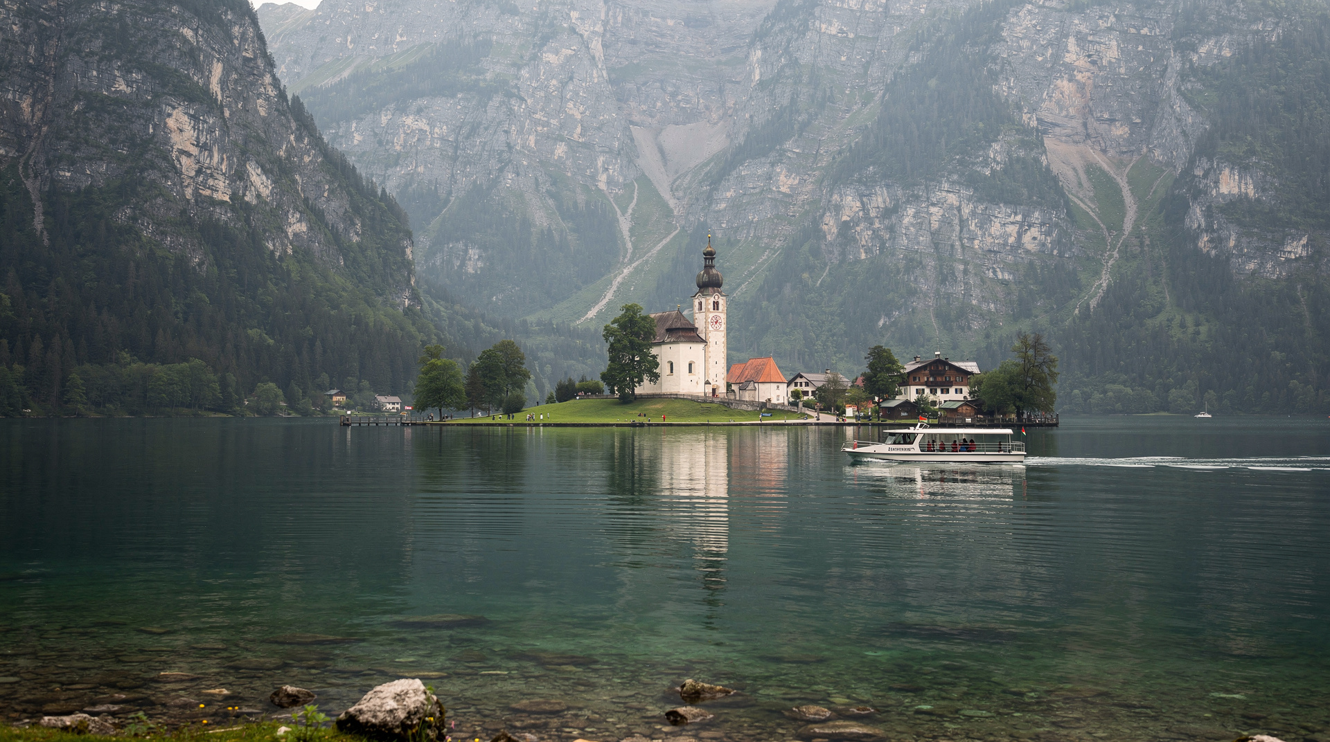 Königssee boat memories: the excursion that stays with you — The Königssee electric boat tour in Berchtesgaden is one of the most memorable e