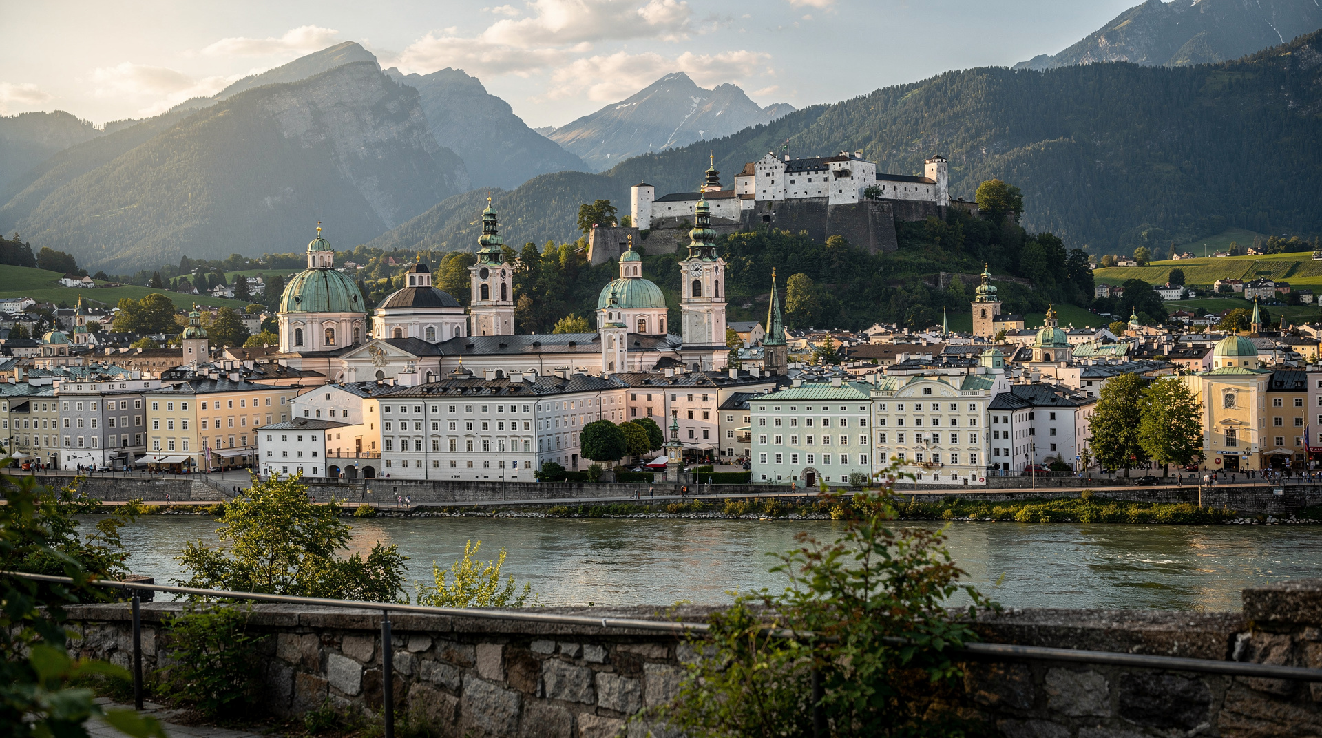 Salzburg on a rainy day: what actually works — A practical rainy-day guide to Salzburg — what to do indoors, what to skip when 