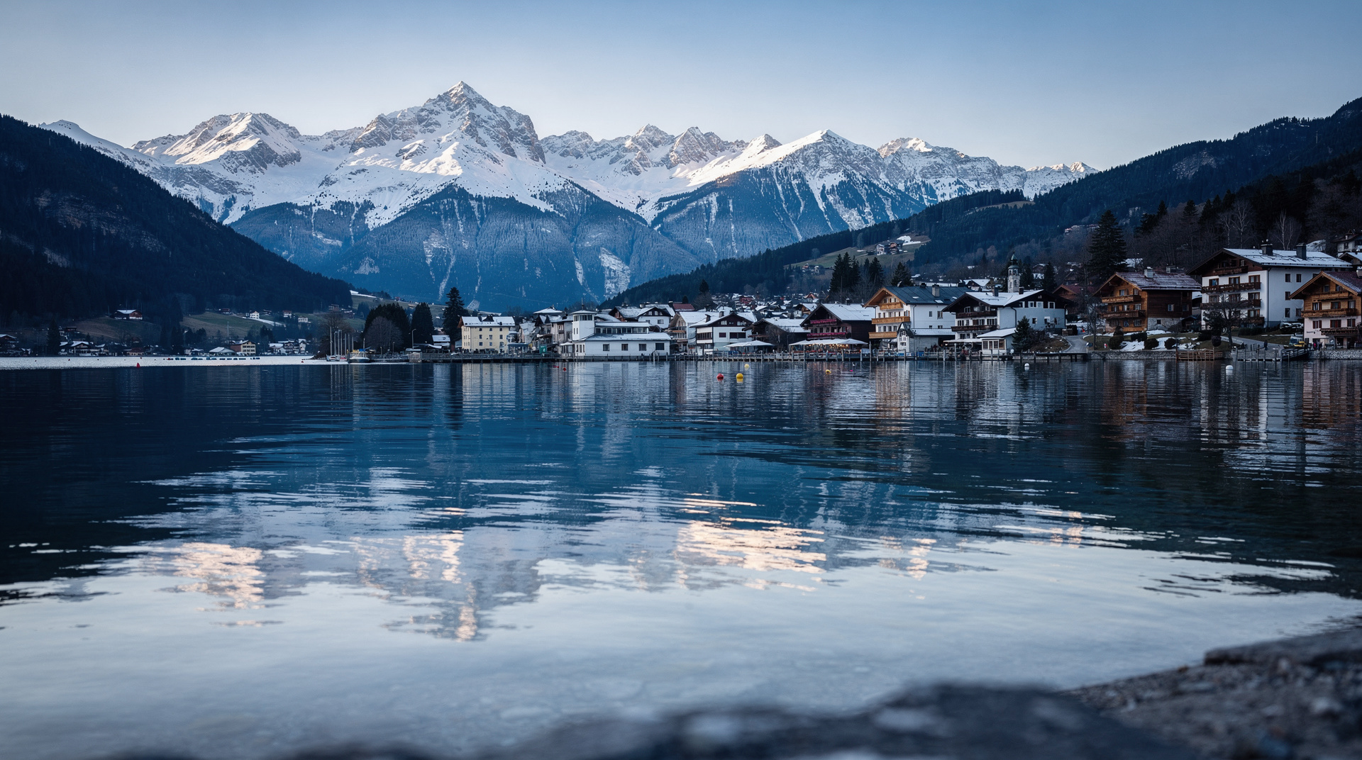 Zell am See: alpine lake town and gateway to the High Tauern, Salzburg and surroundings