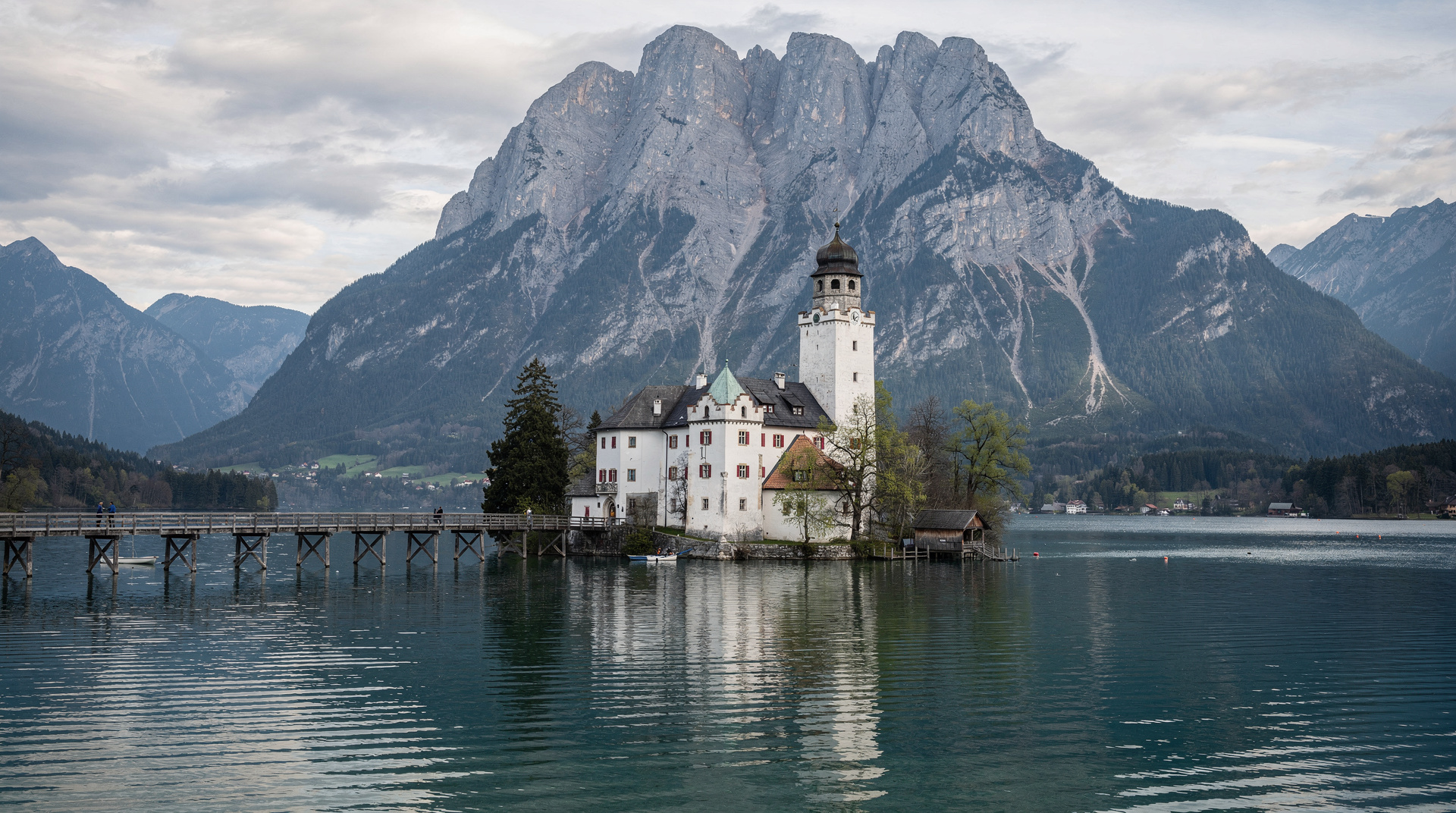 Salzkammergut: Mountains & Lakes Tour from Salzburg