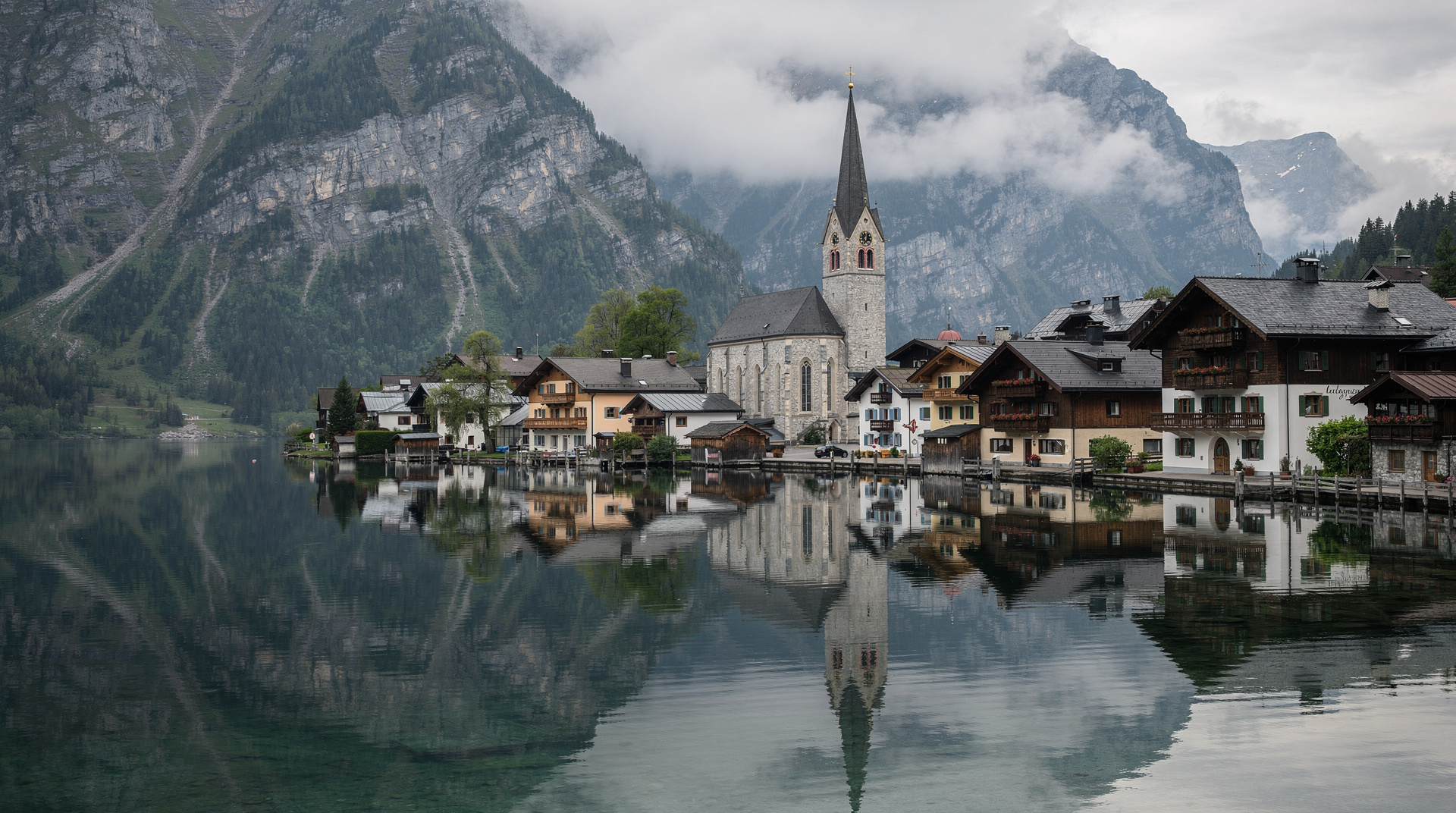 Hallstatt, Dachstein Ice Cave & 5 Fingers Private Trip from Salzburg