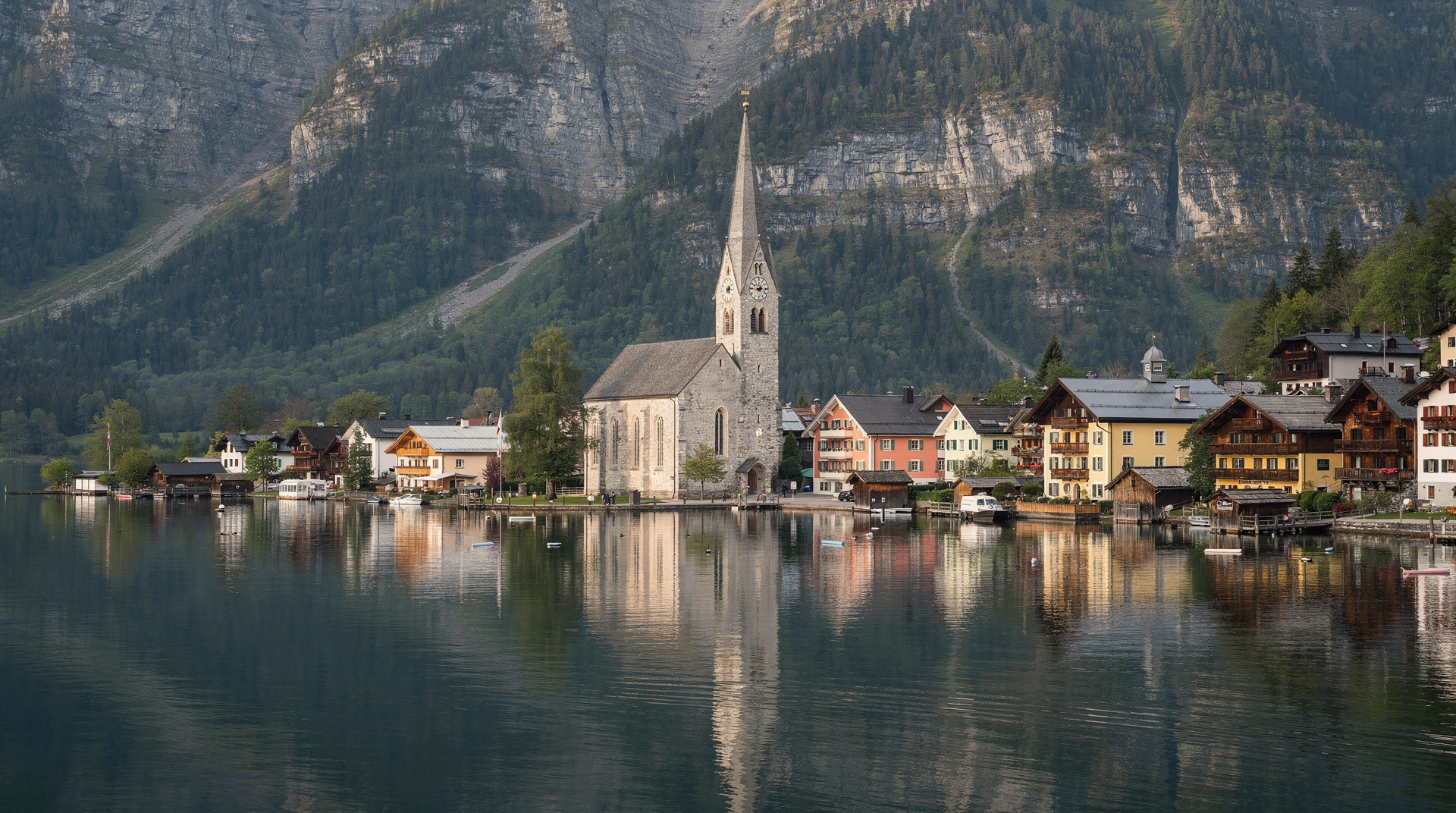 From Salzburg: Half-Day Tour to Hallstatt