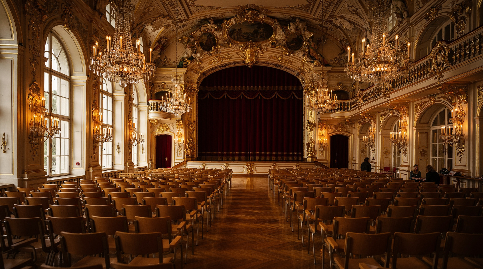 Mozart walking tour in Salzburg: self-guided route with all key sites — Self-guided Mozart walking tour in Salzburg — Birthplace, Cathedral, St. Peter's