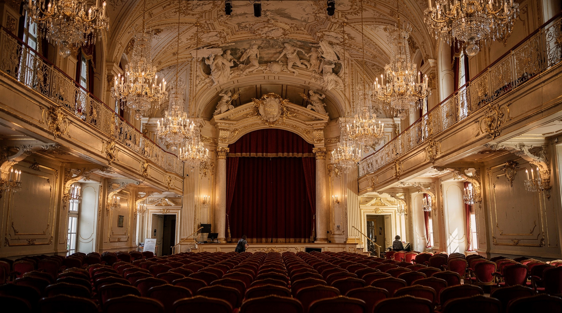Real Mozartkugel in Salzburg: Fürst vs the fakes — The honest guide to Mozartkugeln — what the real one is, where to buy it (Fürst)