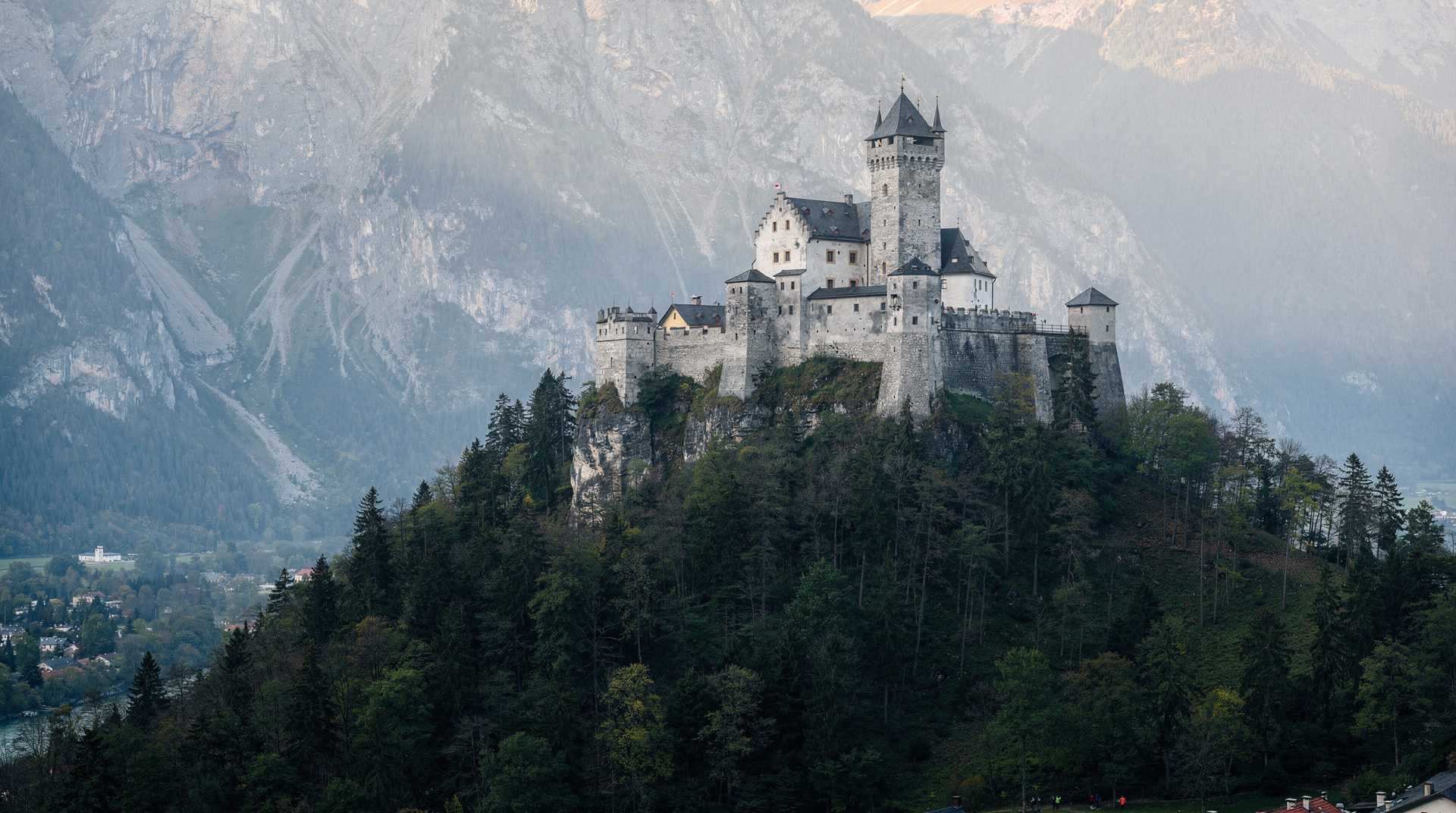 Salzburg to Werfen: Eisriesenwelt ice cave day trip — Day trip from Salzburg to Werfen — Eisriesenwelt (world's largest accessible ice